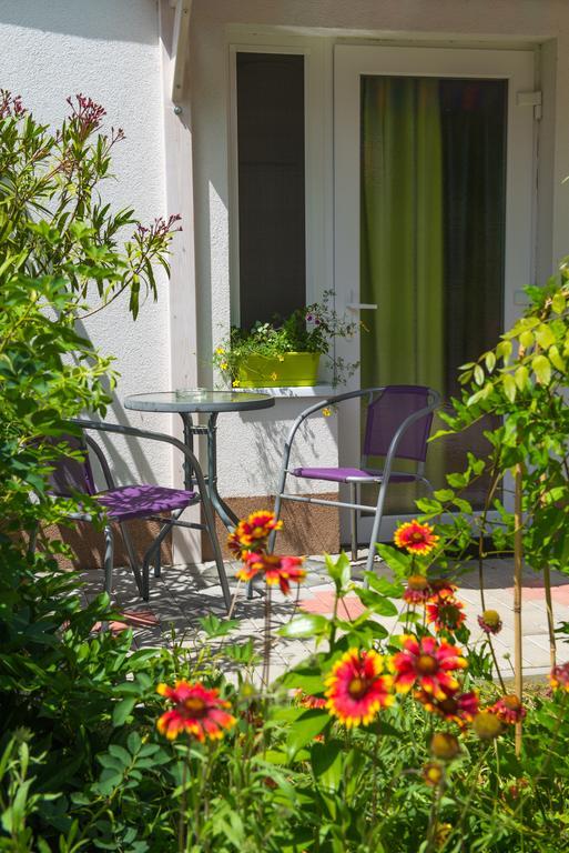 Orgona Apartman- és Nyaralóház Balatongyörök Extérieur photo