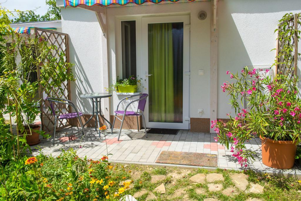Orgona Apartman- és Nyaralóház Balatongyörök Extérieur photo