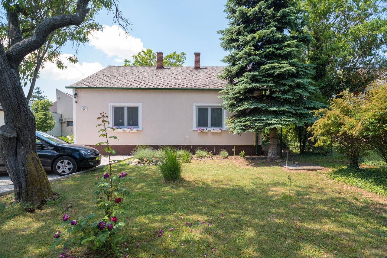Orgona Apartman- és Nyaralóház Balatongyörök Extérieur photo